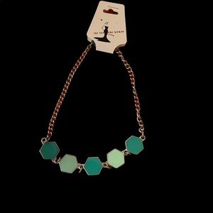REVERSIBLE AQUA COLORED NECKLACE